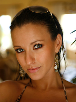 Bella Stringfellow