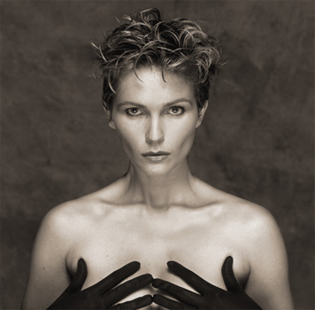 Fiona Fullerton
